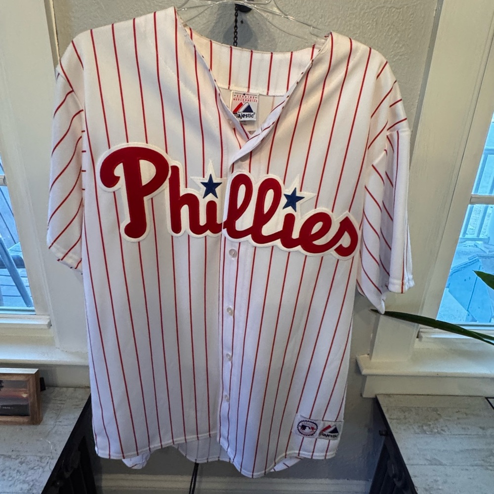 Men’s Size Large Majestic Philadelphia Phillies Jersey